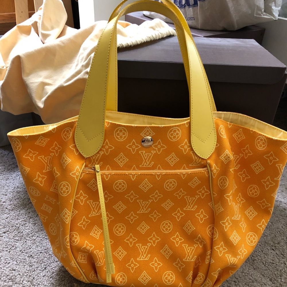 BNIB Louis Vuitton Canas Ipanema PM
